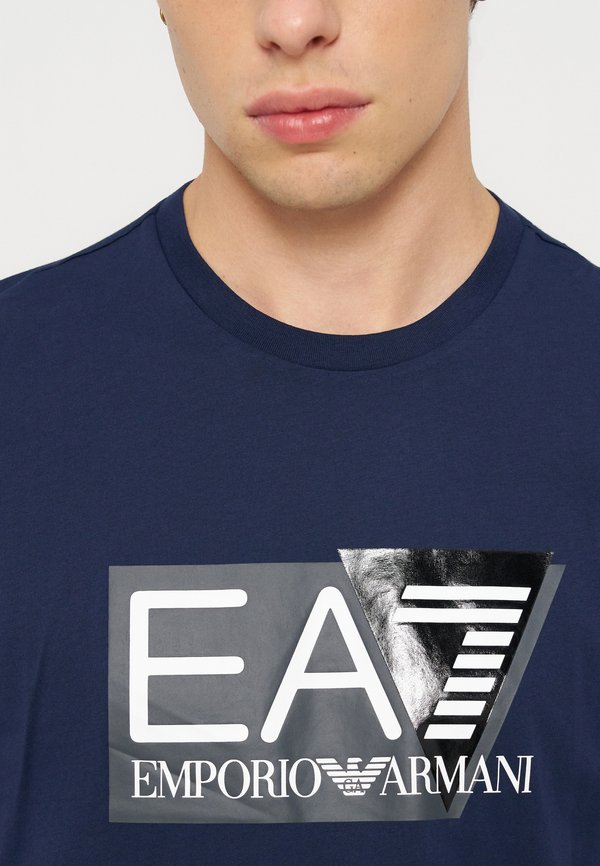 EA7 Emporio Armani