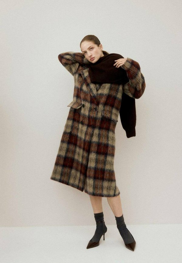 Mango CHECKED - Classic coat - beżowy