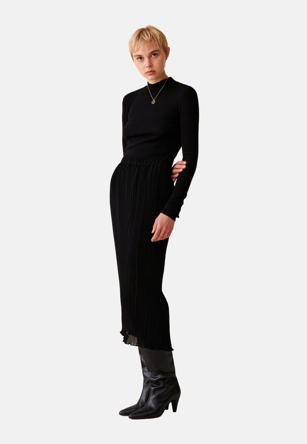 Claudie Pierlot