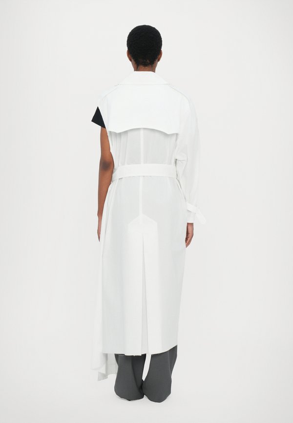 MOSCHINO PIECE OF SHEET