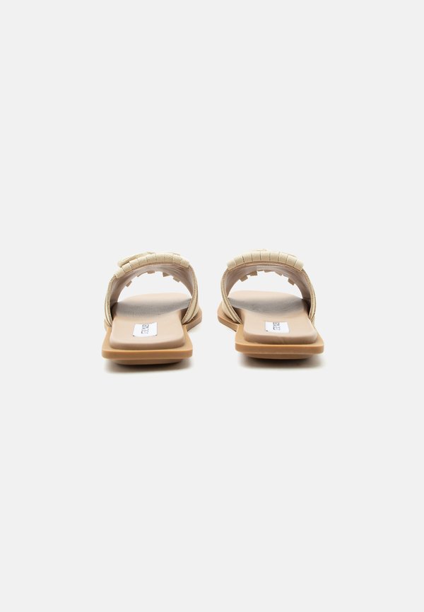 Steve Madden SKIPPER
