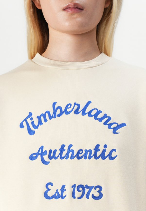 Timberland BRUSHED BACK CHEST GRAPHIC CREW