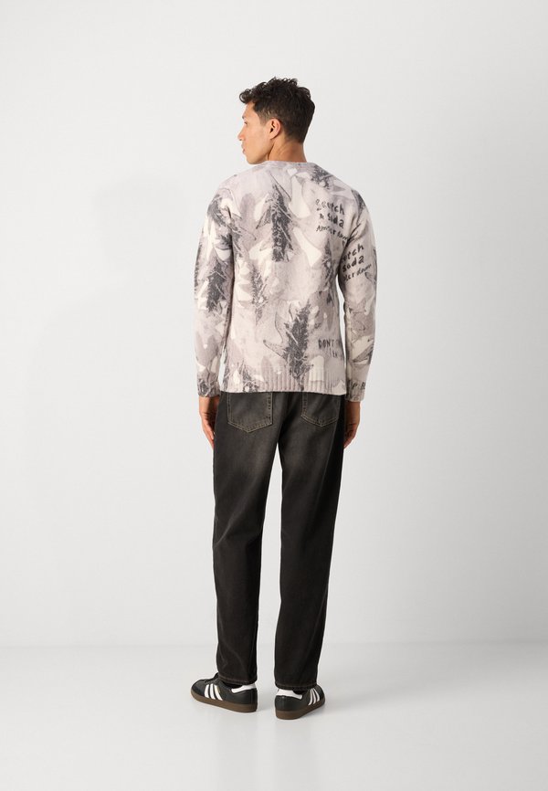 Scotch & Soda PRINTED DROPPED SHOULDER