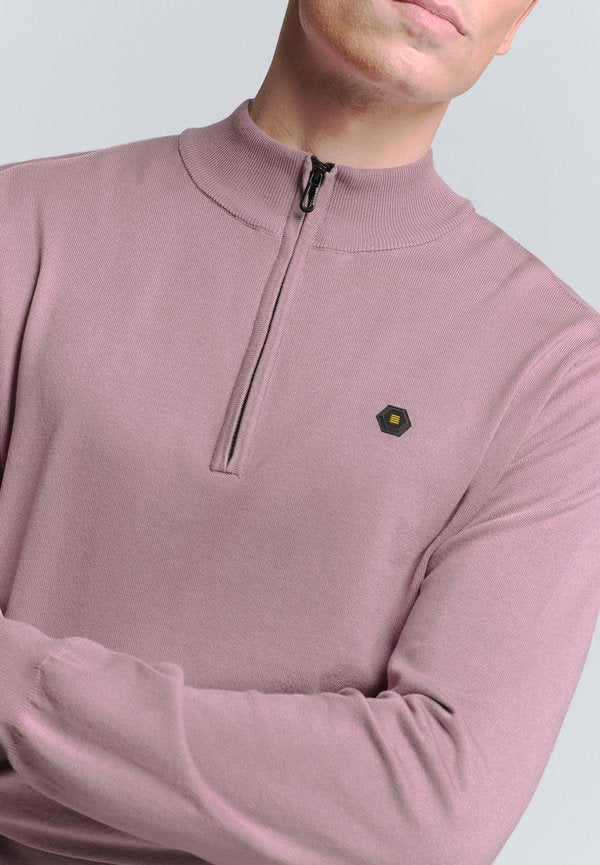 NO EXCESS HALF-ZIP
