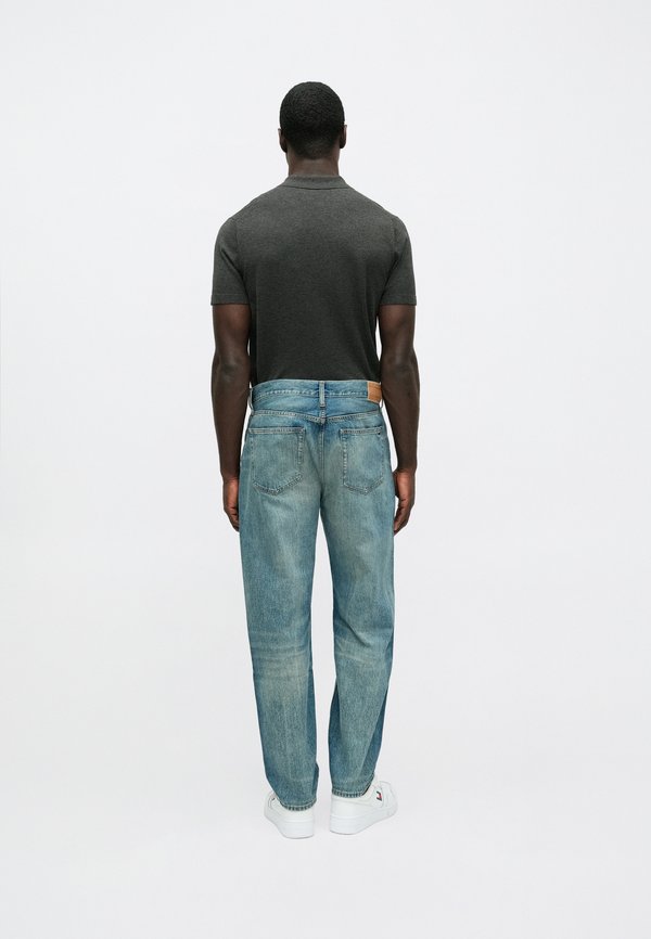 Tommy Jeans SONNY WHISKERED REGULAR TAPERED LEG JEANS