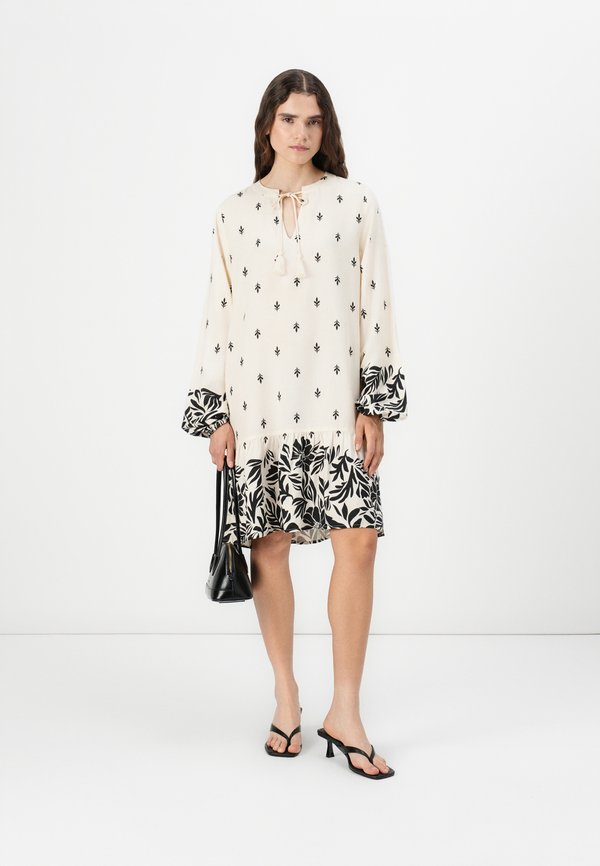 JDY JDYMAGGIE Short
