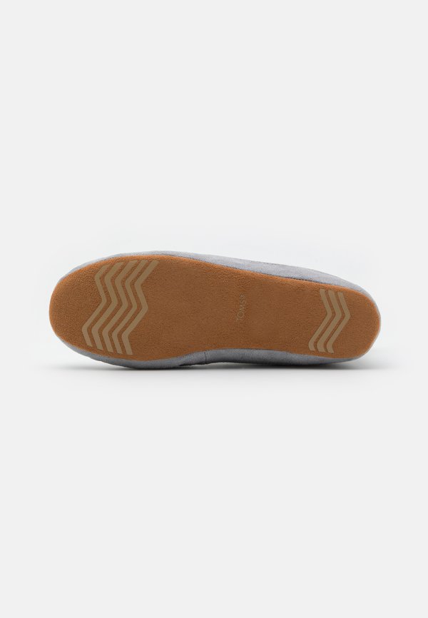 TOMS