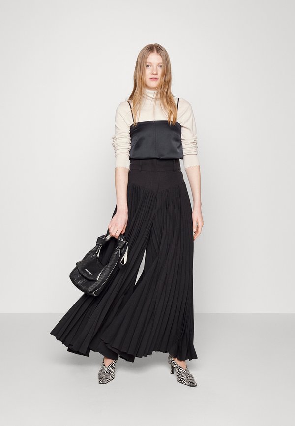 House of Dagmar SHINY STRAP TOP
