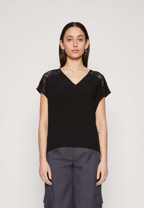 Vero Moda Tall VMRUSK V NECK
