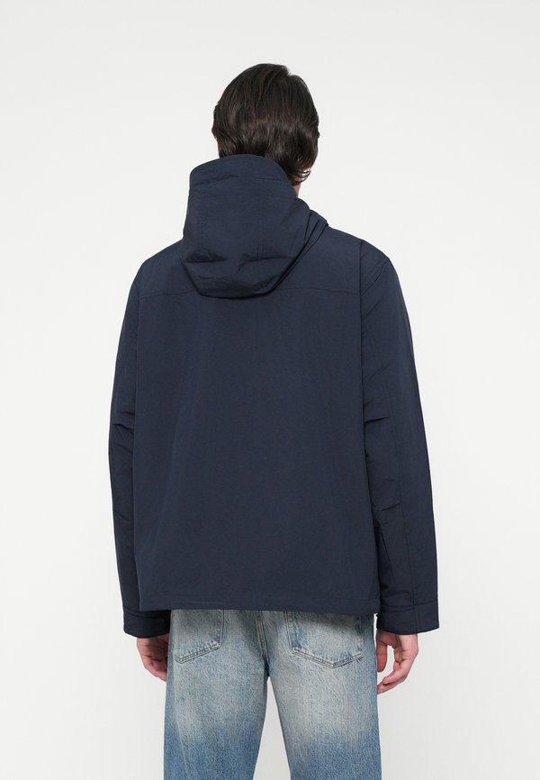 Tommy Hilfiger LIGHTWEIGHT PACKABLE HOODED JACKET