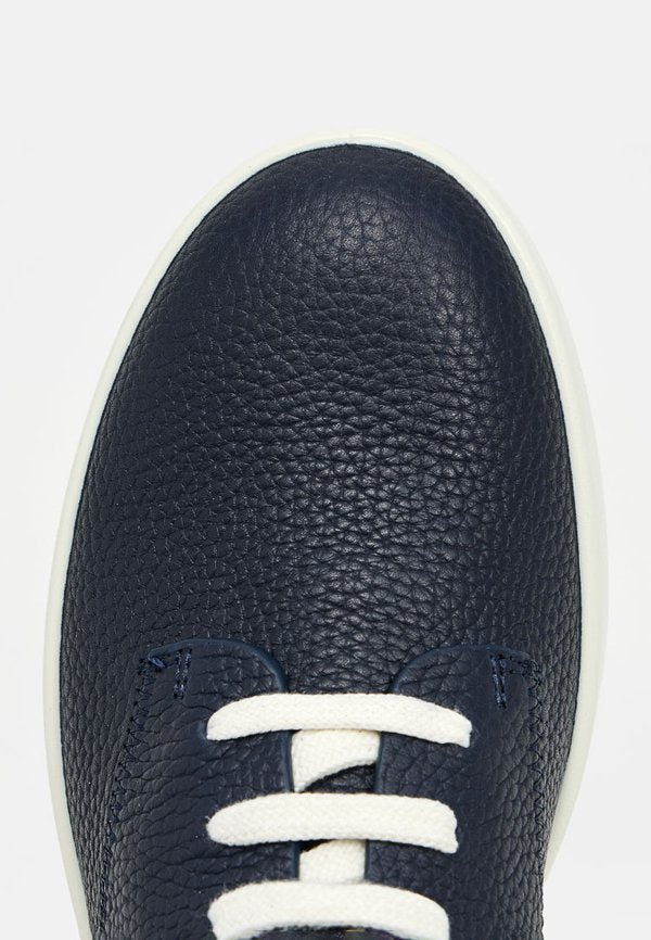 ECCO LEISURE