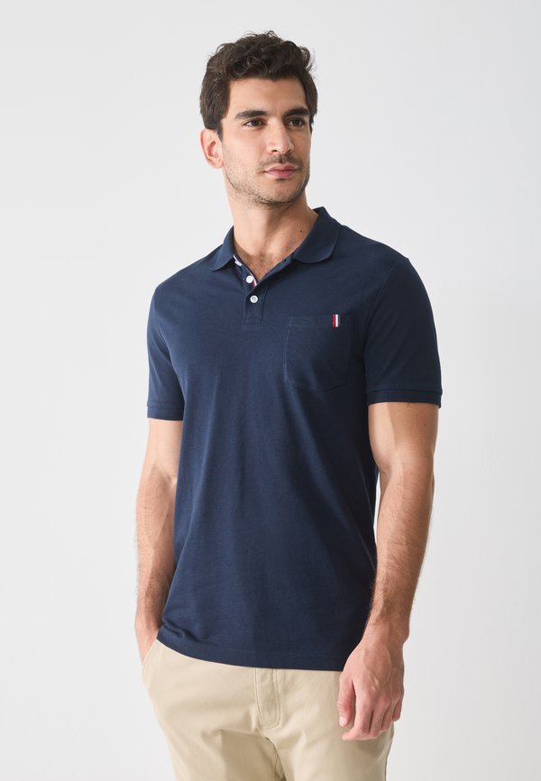 Pier One by Zalando