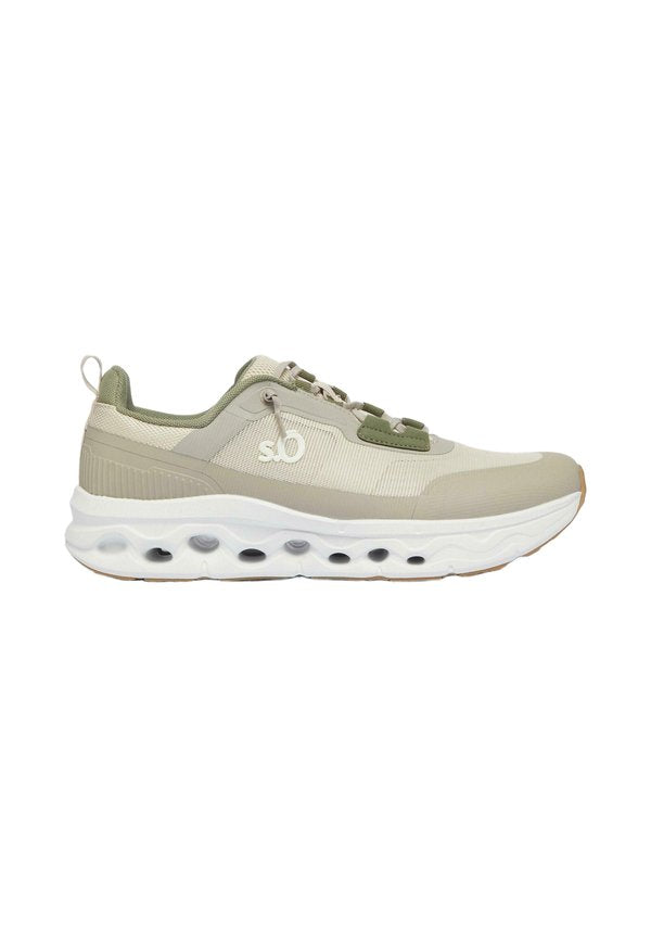 s.Oliver SNEAKERS