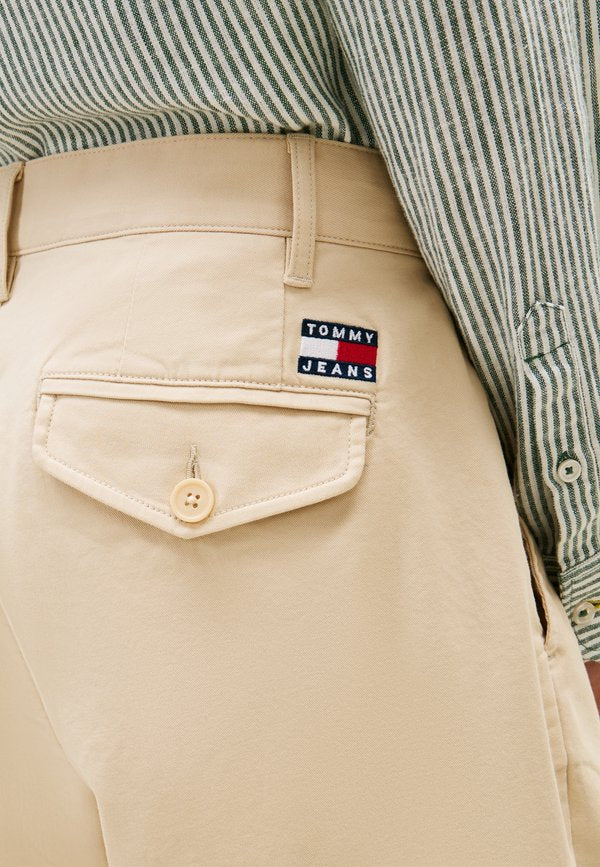Tommy Jeans OTIS REGULAR PLEATED TWILL SHORTS