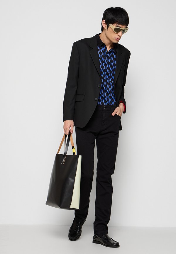 KARL LAGERFELD