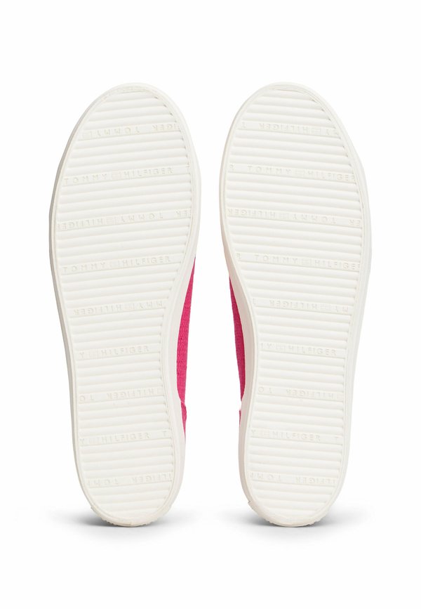 Tommy Hilfiger TH MONOGRAM TEXTURED TRAINERS