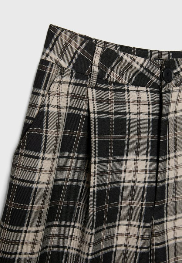 Stradivarius CHECK BERMUDA