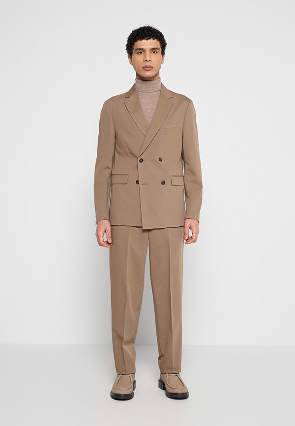 Lindbergh RELAXED FIT