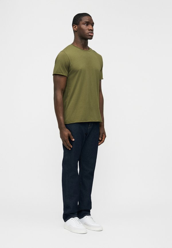 Filippa K ROLL NECK TEE