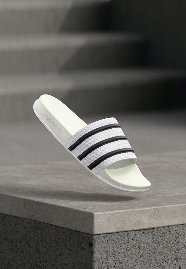 adidas Originals ADILETTE OG UNISEX - Mules - footwear white/core black