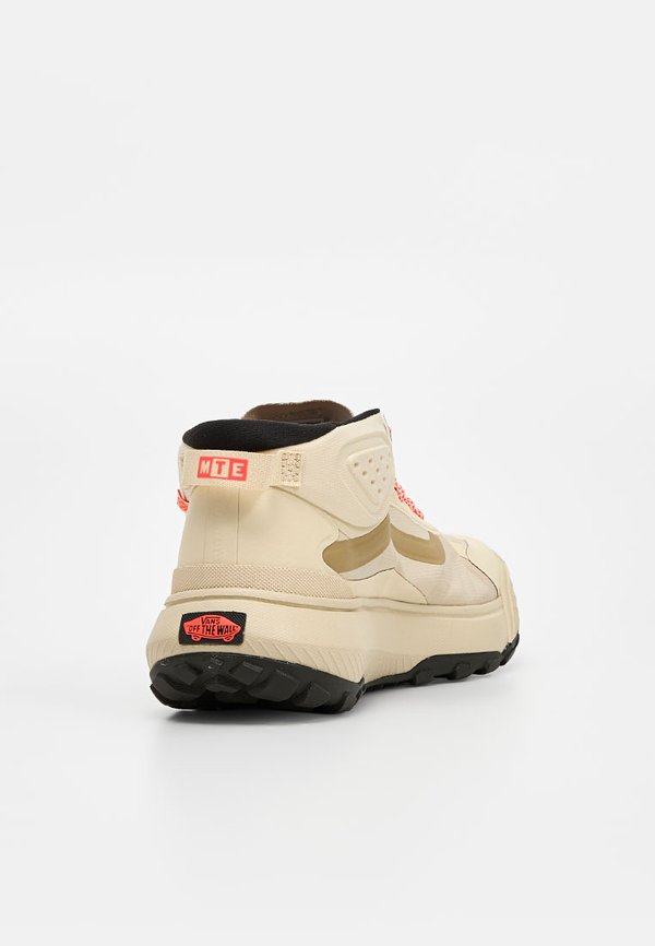 Vans CROSSPATH MID