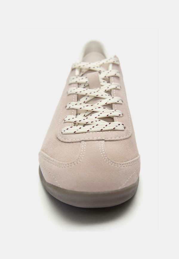 PULL&BEAR RETRO SNEAKER