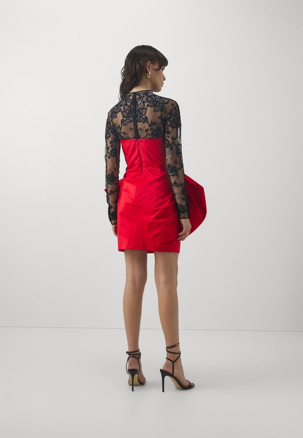 MOSCHINO PUNK COUTURE