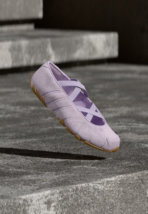 adidas Originals GHOST SPRINT - Ankle strap ballet pumps - ice lavender