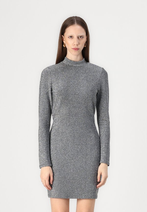 ONLY ONLSARA BACK DETAIL SHORT DRESS