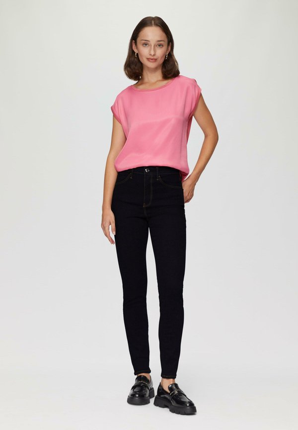 s.Oliver BLACK LABEL HIGH RISE