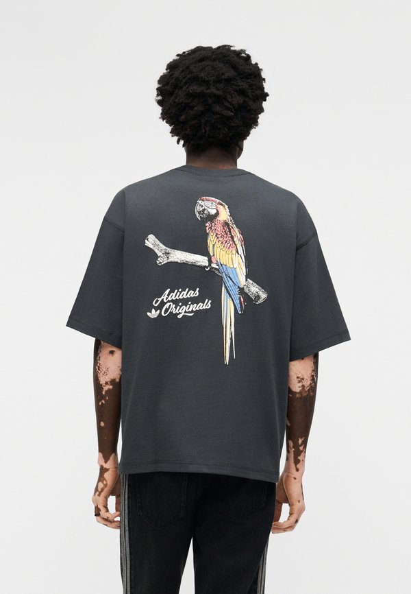 adidas Originals PARROT TEE UNISEX - Print T-shirt - carbon