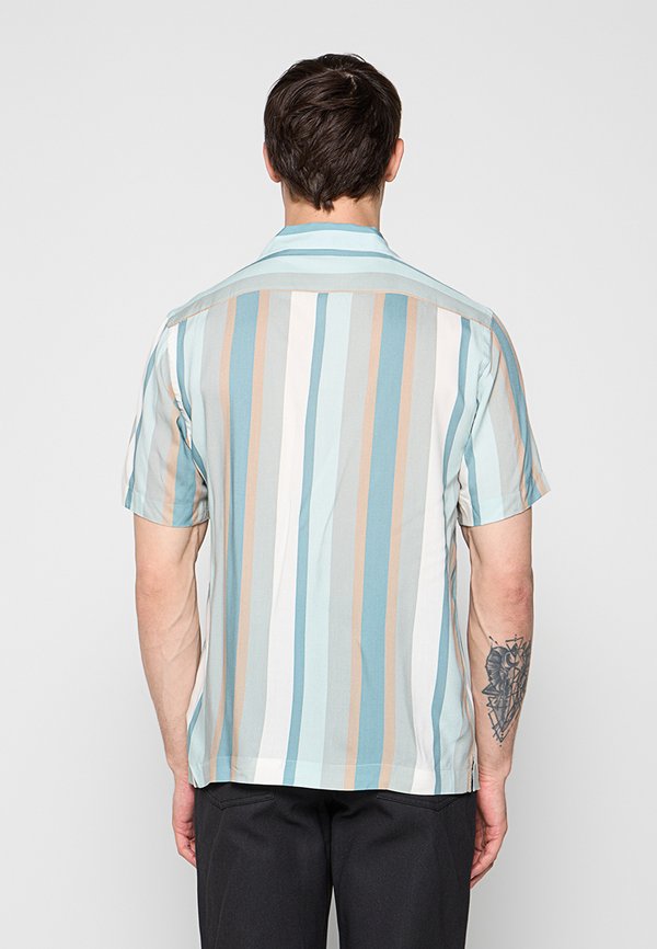 Lindbergh LOOSE FIT