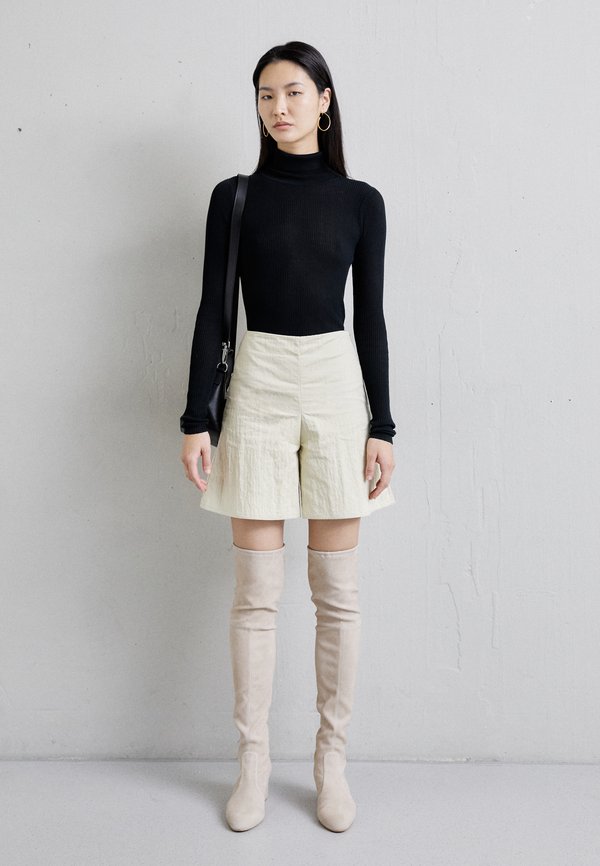 By Malene Birger MARIAS