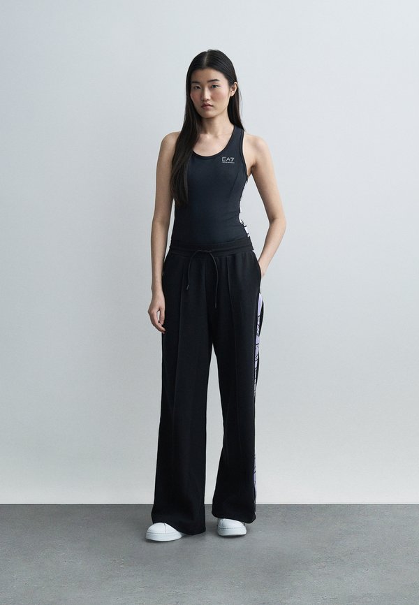 EA7 Emporio Armani