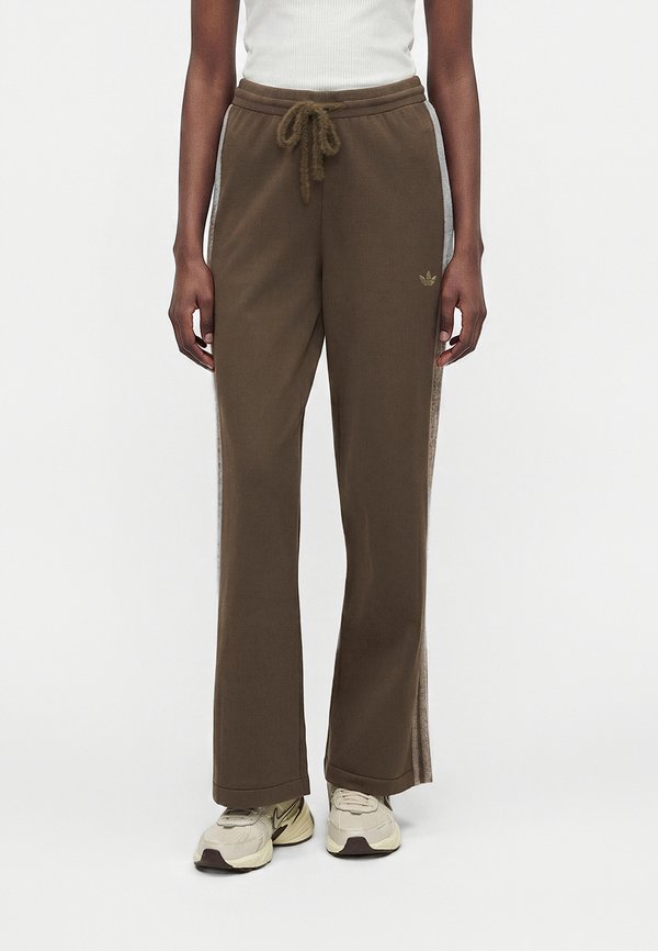 adidas Originals FIREBIRD - Trousers - brown