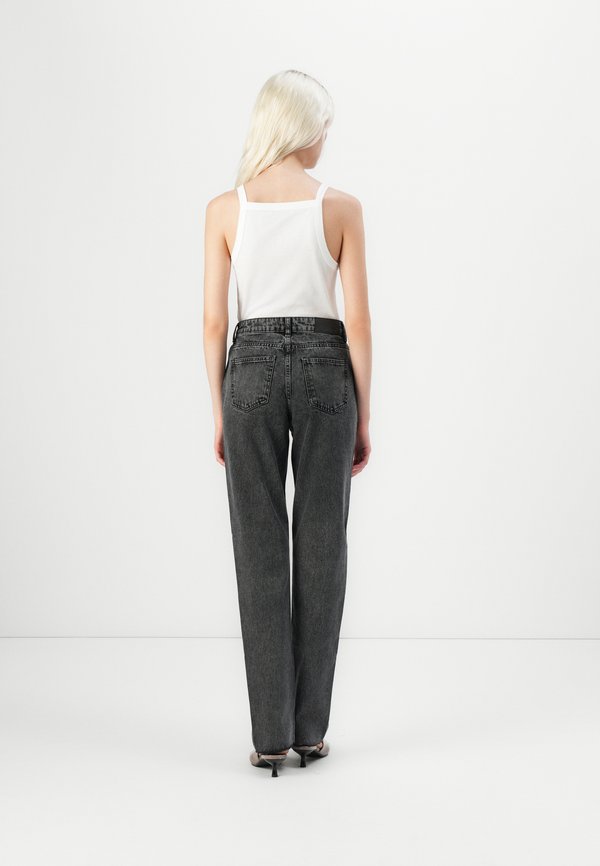 Noisy May Slim fit NMALVA