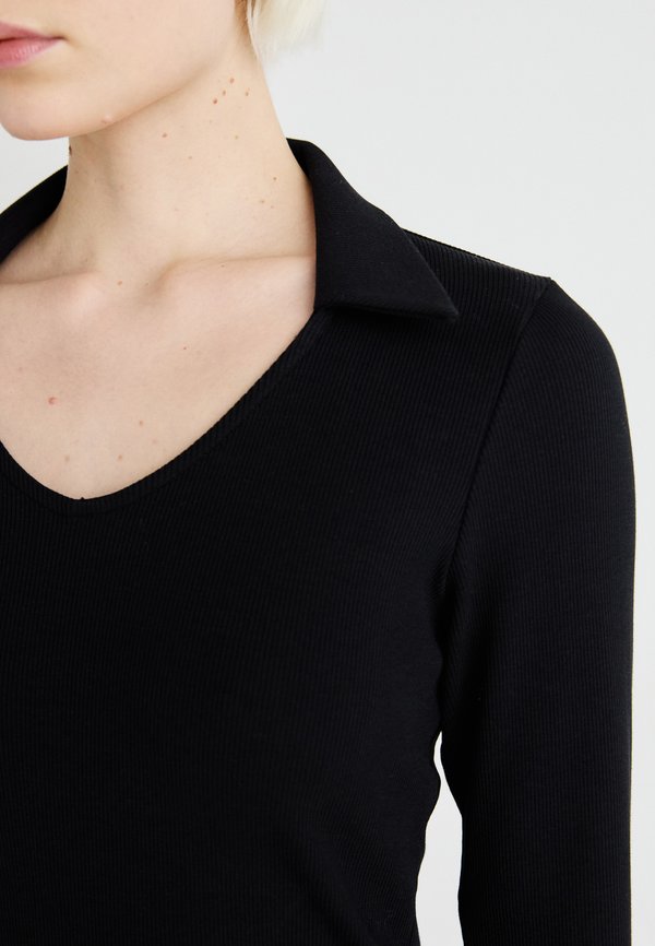 Pieces PCNIKITA VNECK
