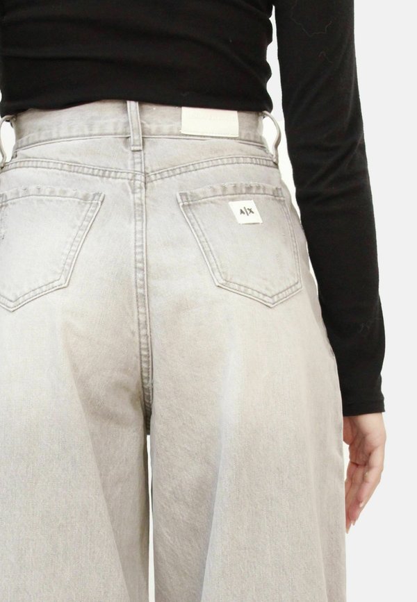 Armani Exchange