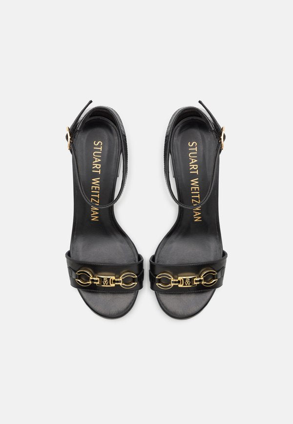 Stuart Weitzman SIGNATURE