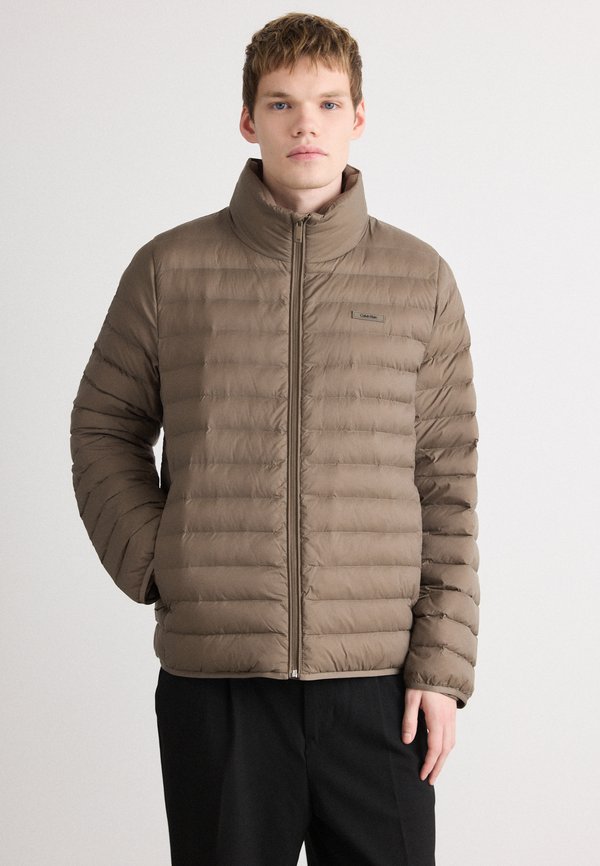 Calvin Klein CHANNELED PUFFER