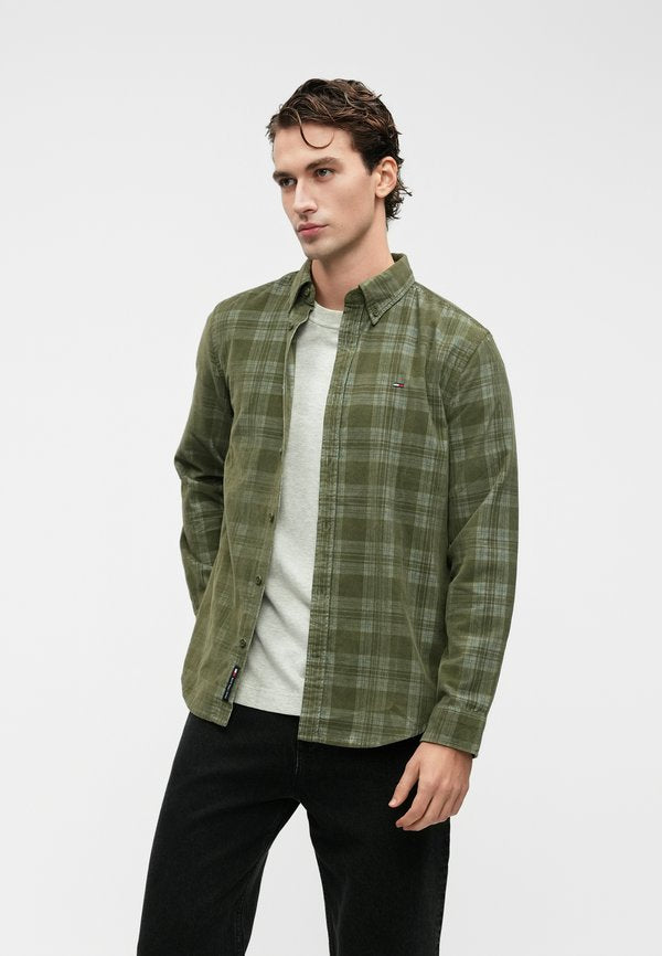 Tommy Jeans REGULAR FIT PRINCE OF WALES CHECK CORDUROY SHIRT