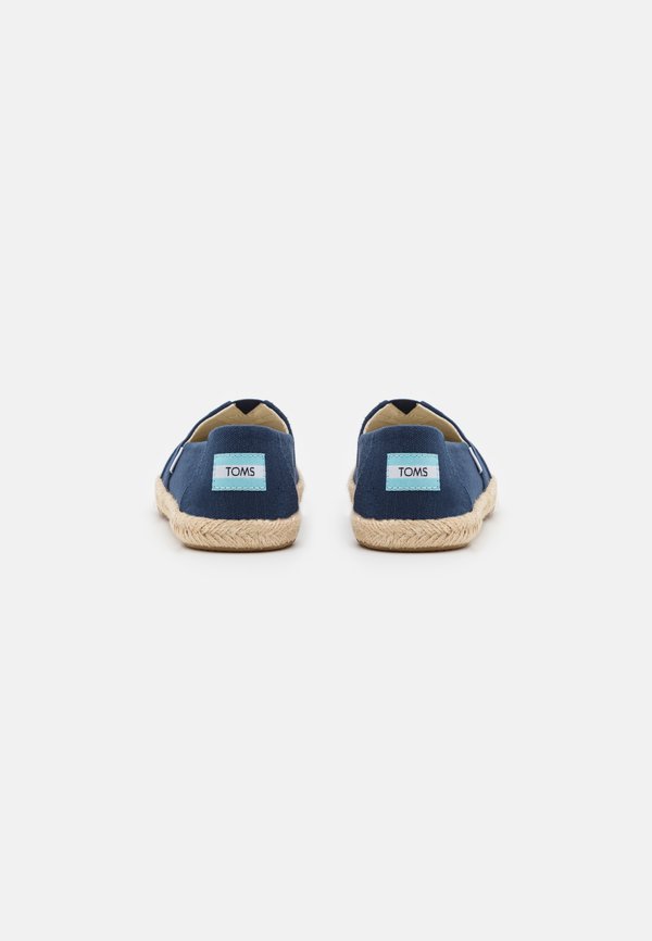 TOMS  ROPE
