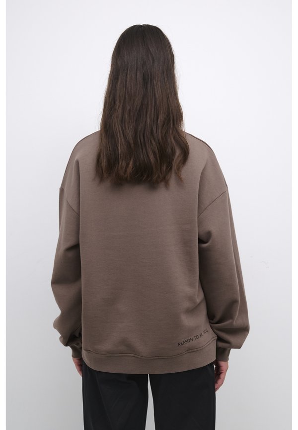 Lounge Nine QONDRADLN UNISEX