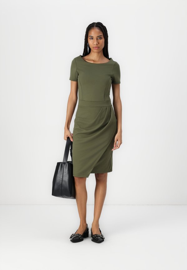 Anna Field by Zalando PLEATED SKIRT FITTED CAP SLEEVES MIDI DRESS