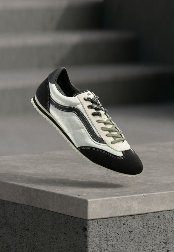 Vans SUPER LOWPRO