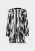ONLY ONLBAILEY ZIGZAG DRESS
