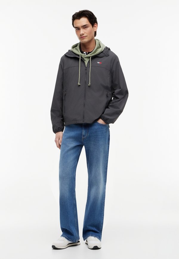 Tommy Jeans CHICAGO PACKABLE JACKET