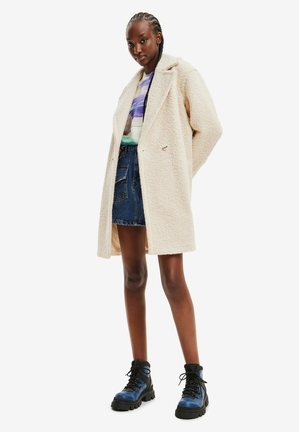 Desigual DOUBLE-BREASTED BOUCLÉ