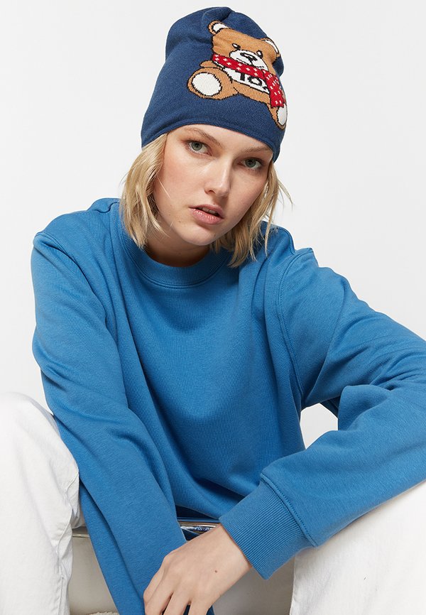 MOSCHINO