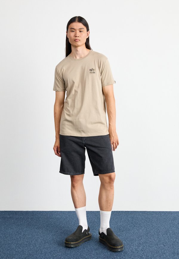 Alpha Industries CAMO LOGO